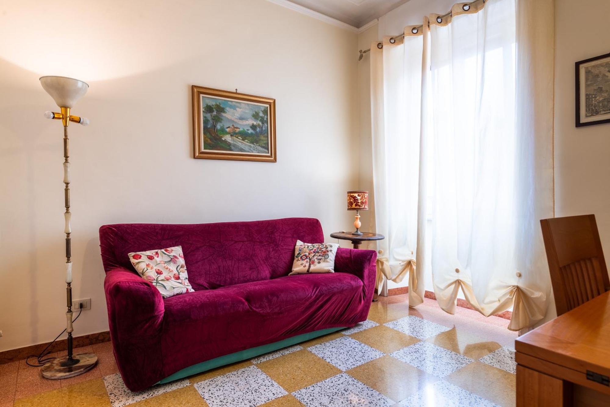 Cipro Apartment Rom